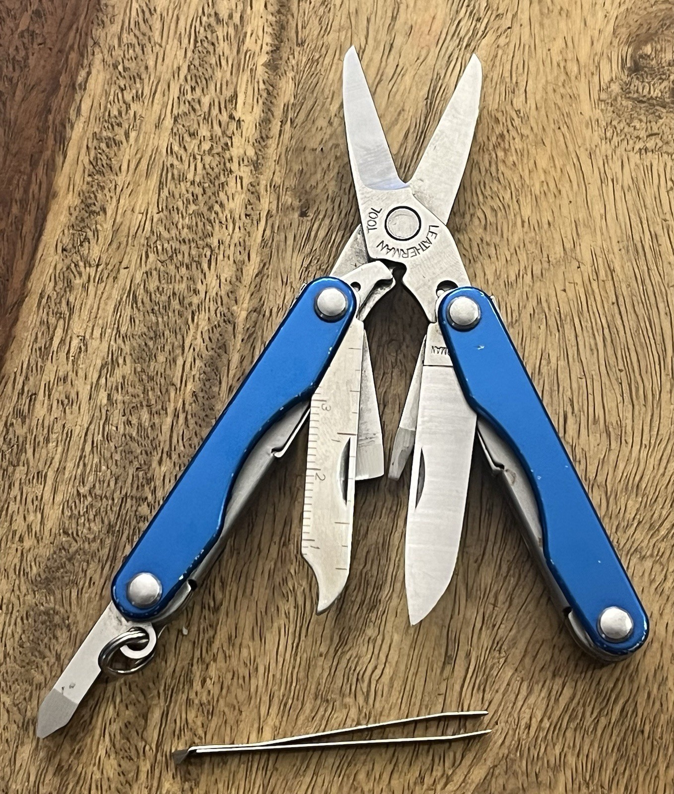 Retired Leatherman Squirt S4 Scissors Knife Solid! NICE! DISCONTINUED