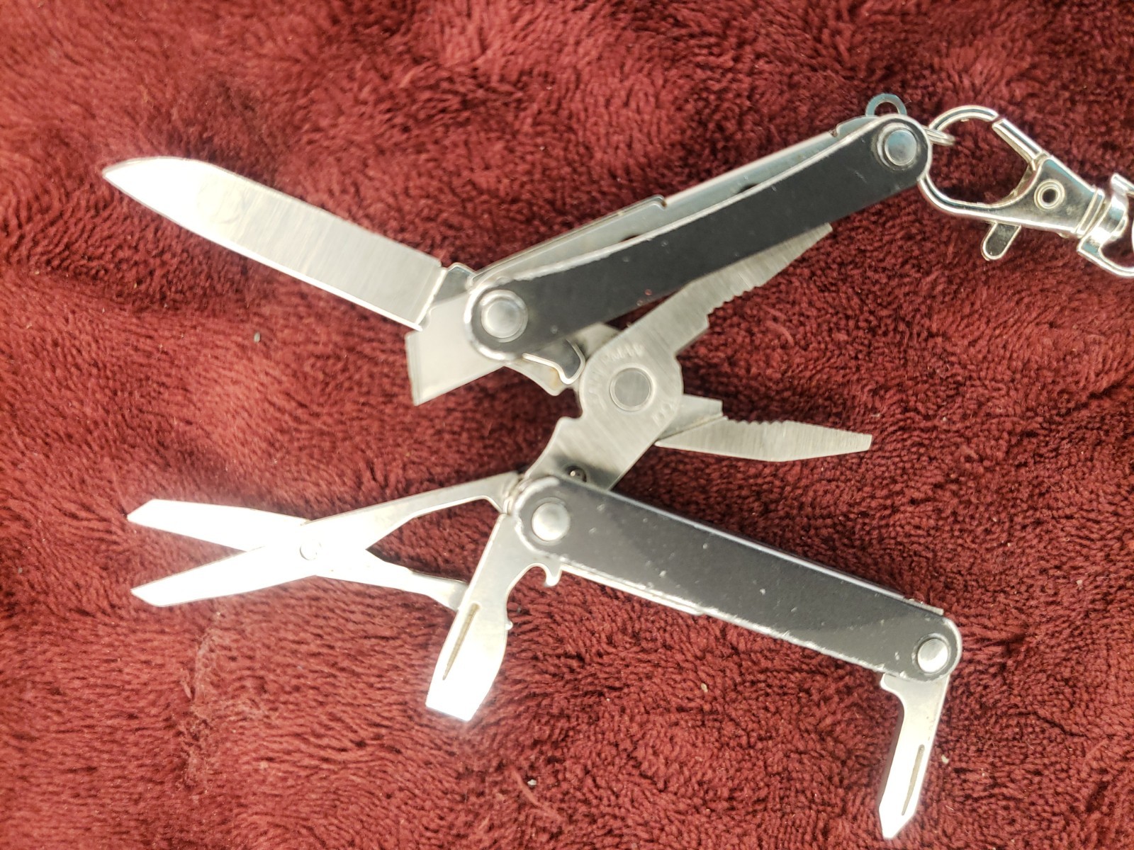 Leatherman Squirt PS4 Multi-Tool Black, broken file