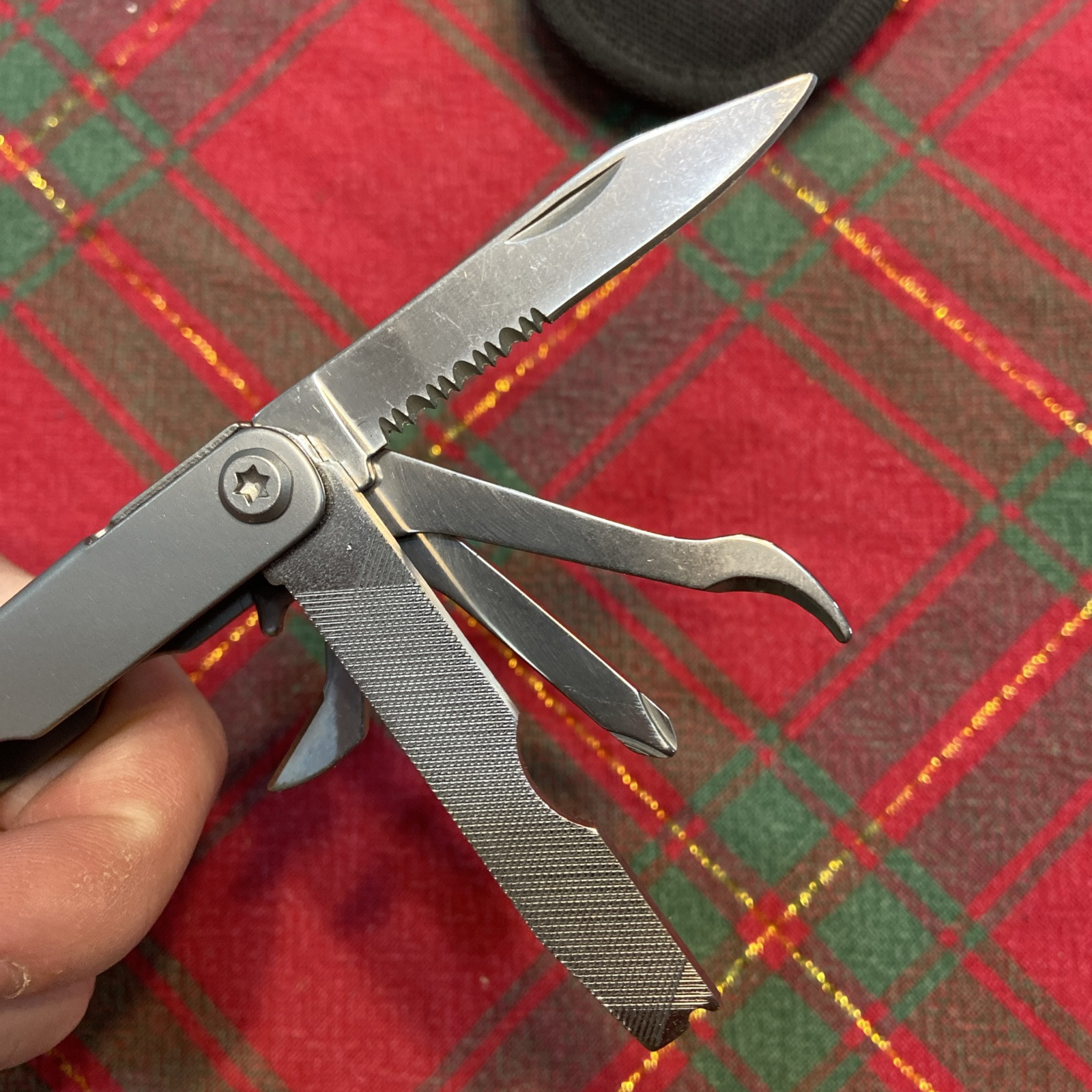 Schrade Tough Tool USA Multi-tool w/SHEATH