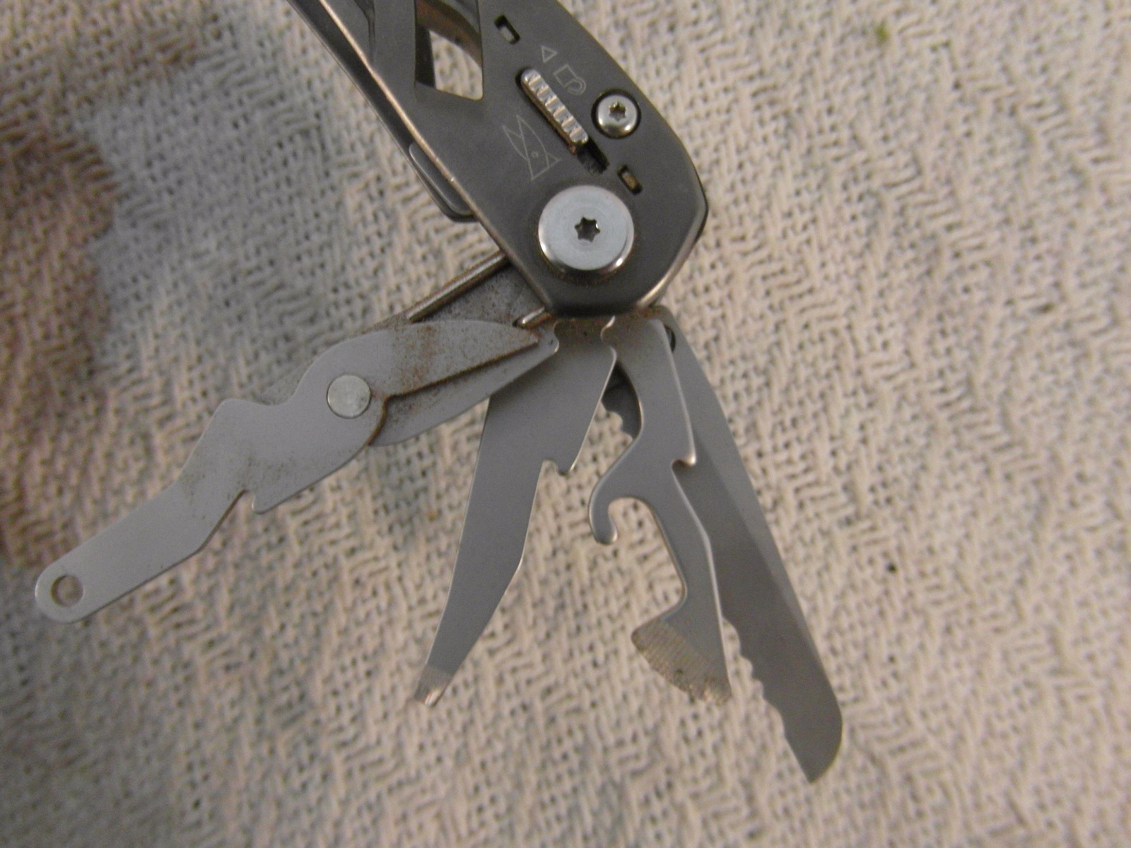 Gerber Suspension Style Silver Gray Military Multi-Tool 33789