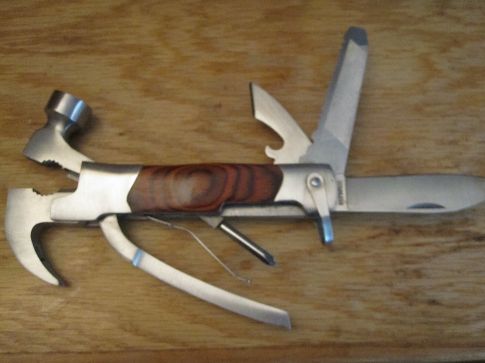 Sheffield THE HAMMER 14-in-1 Multitool Knife Pliers Screwdriver Wire Cutter Claw