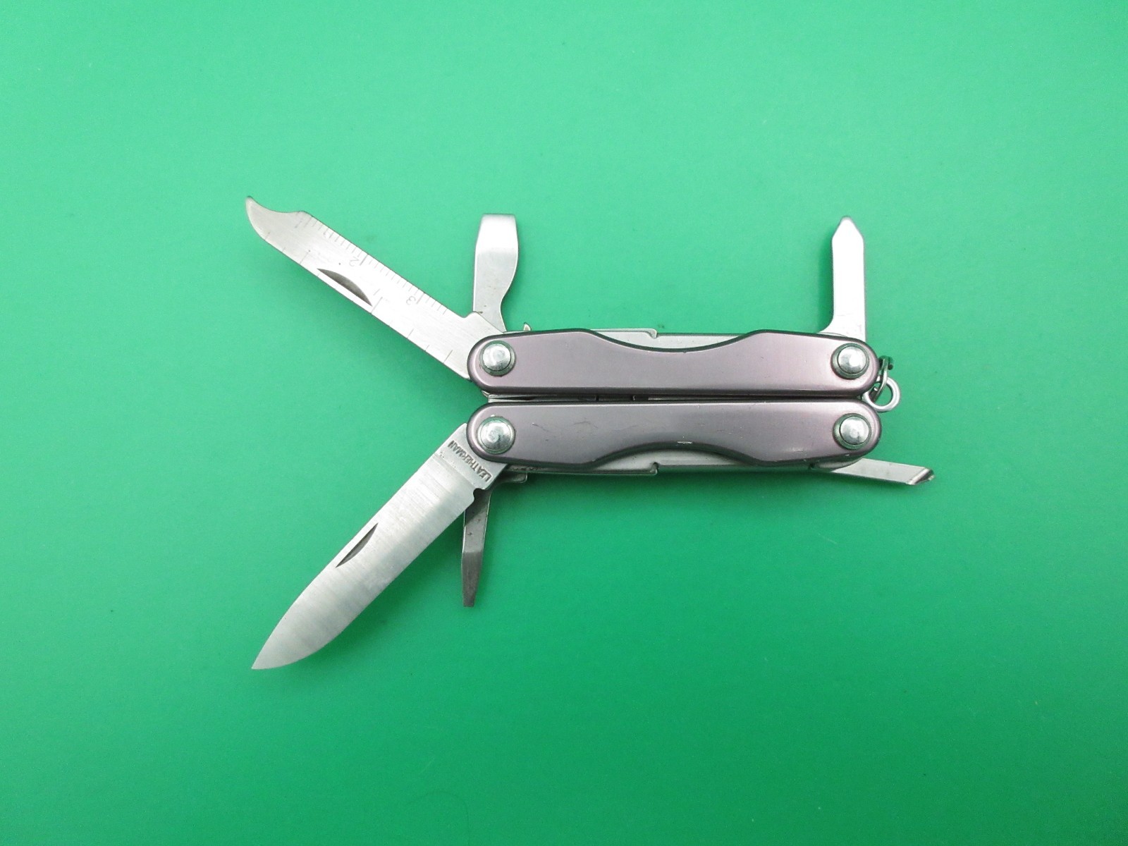 Leatherman Squirt S4 Keychain Folding Multi Tool Knife #58A