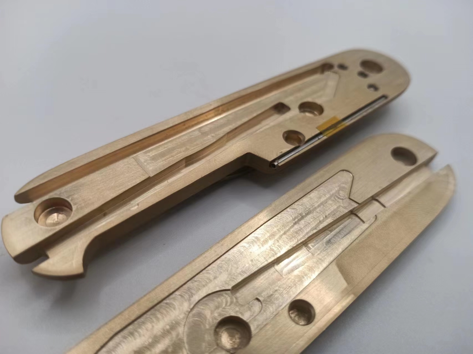 New 1 Pair Brass Handle Scales +Back Clip for 91mm Victorinox Swiss Army Knives