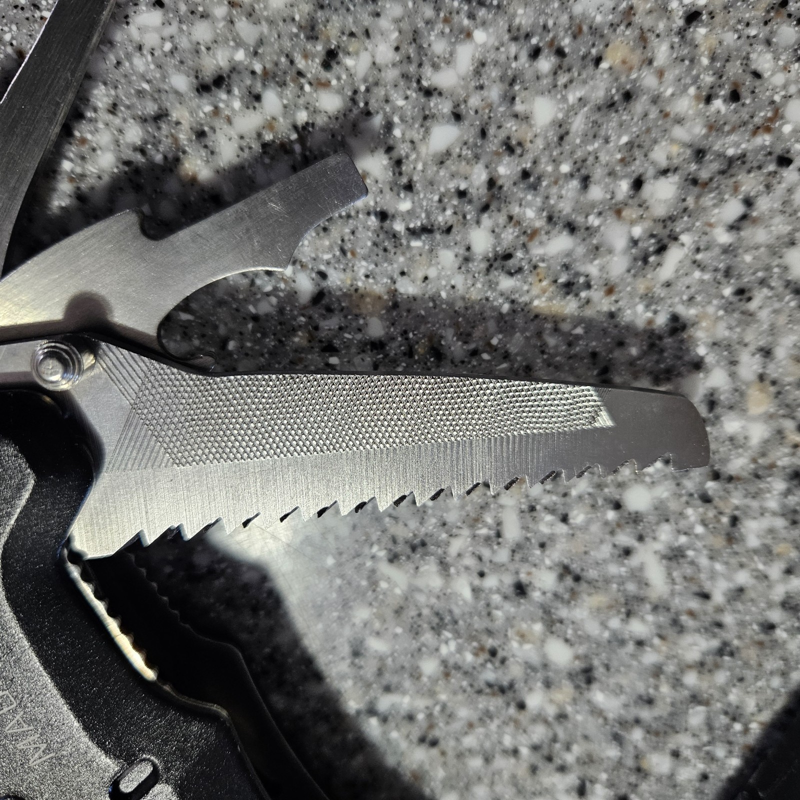 Kilimanjaro Magnus 9-in-1 XL Multi-Tool Folding with Snap Pouch. 10″ Blade Out!