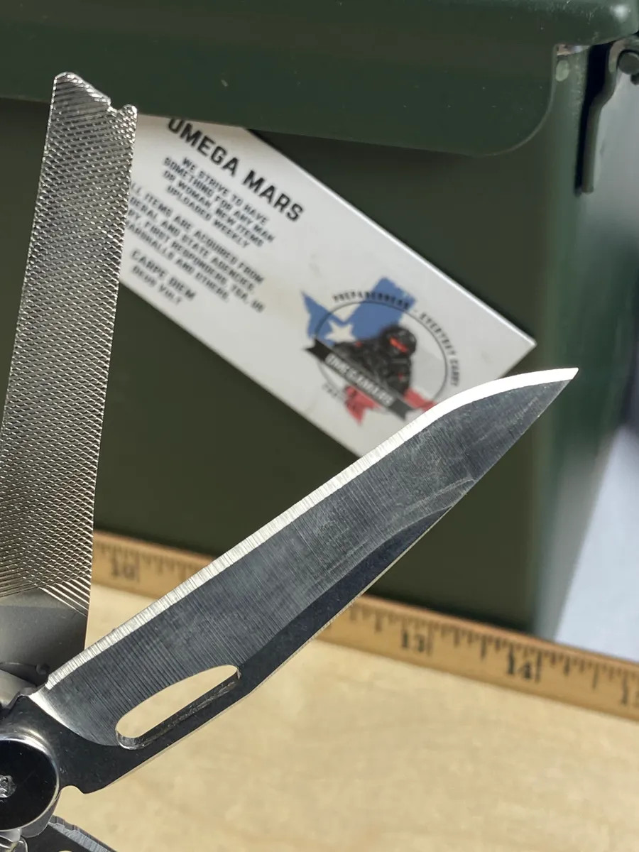 Leatherman Wave LW#1. Looks/feel brand new.