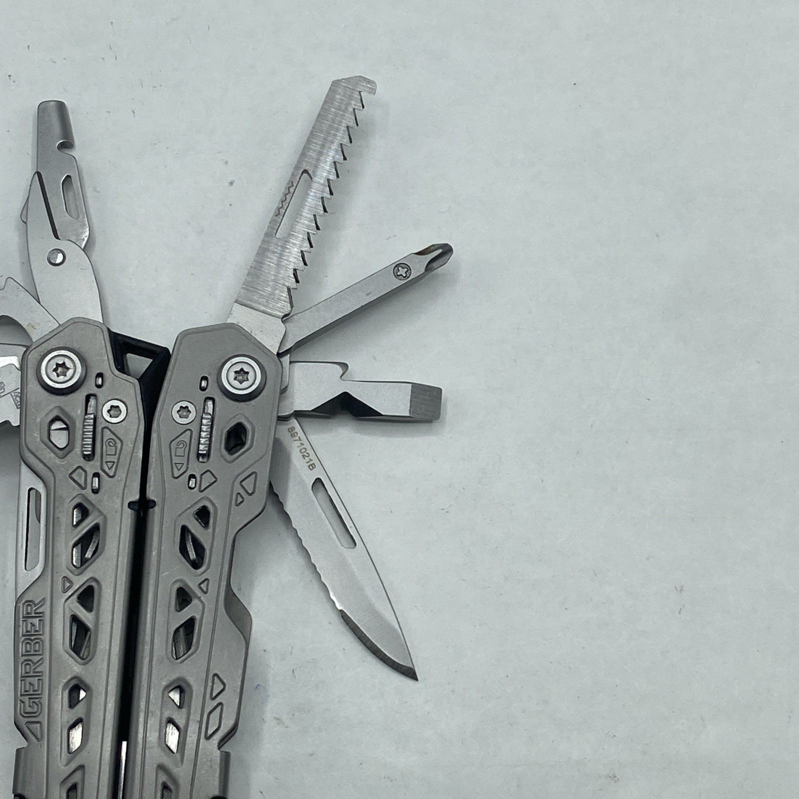 Gerber Truss Multi Tool – Gray
