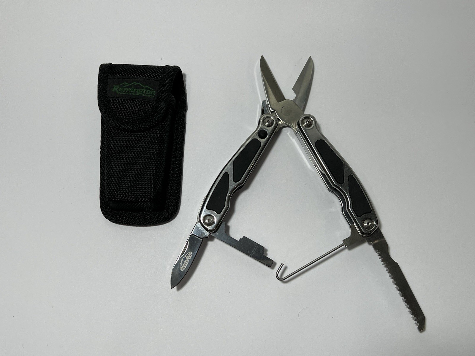 VINTAGE Remington Wingmaster Multi-Tool Shears w/ Nylon Sheath NOS