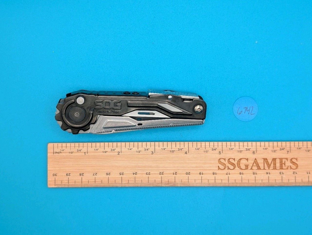 SOG SwitchPlier Plier Knife Multi Tool!