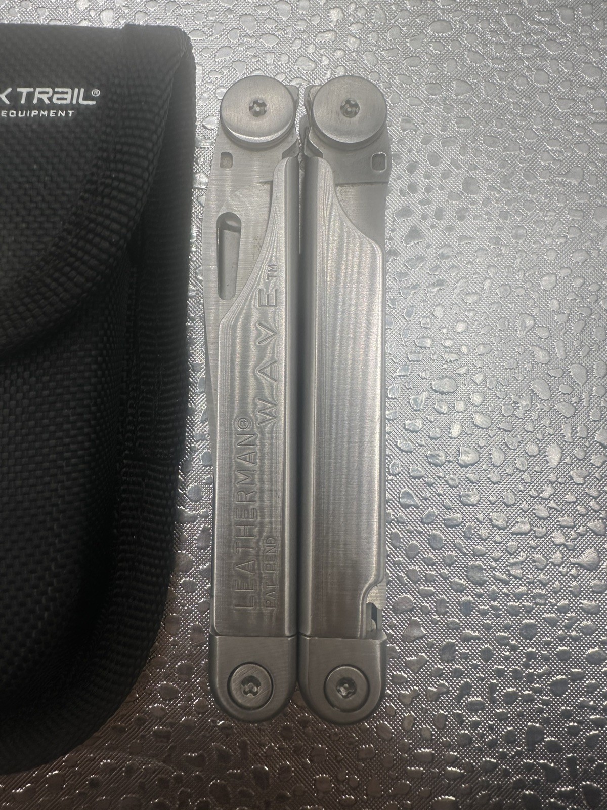 Leatherman Wave Stainless Steel Multitool with Case