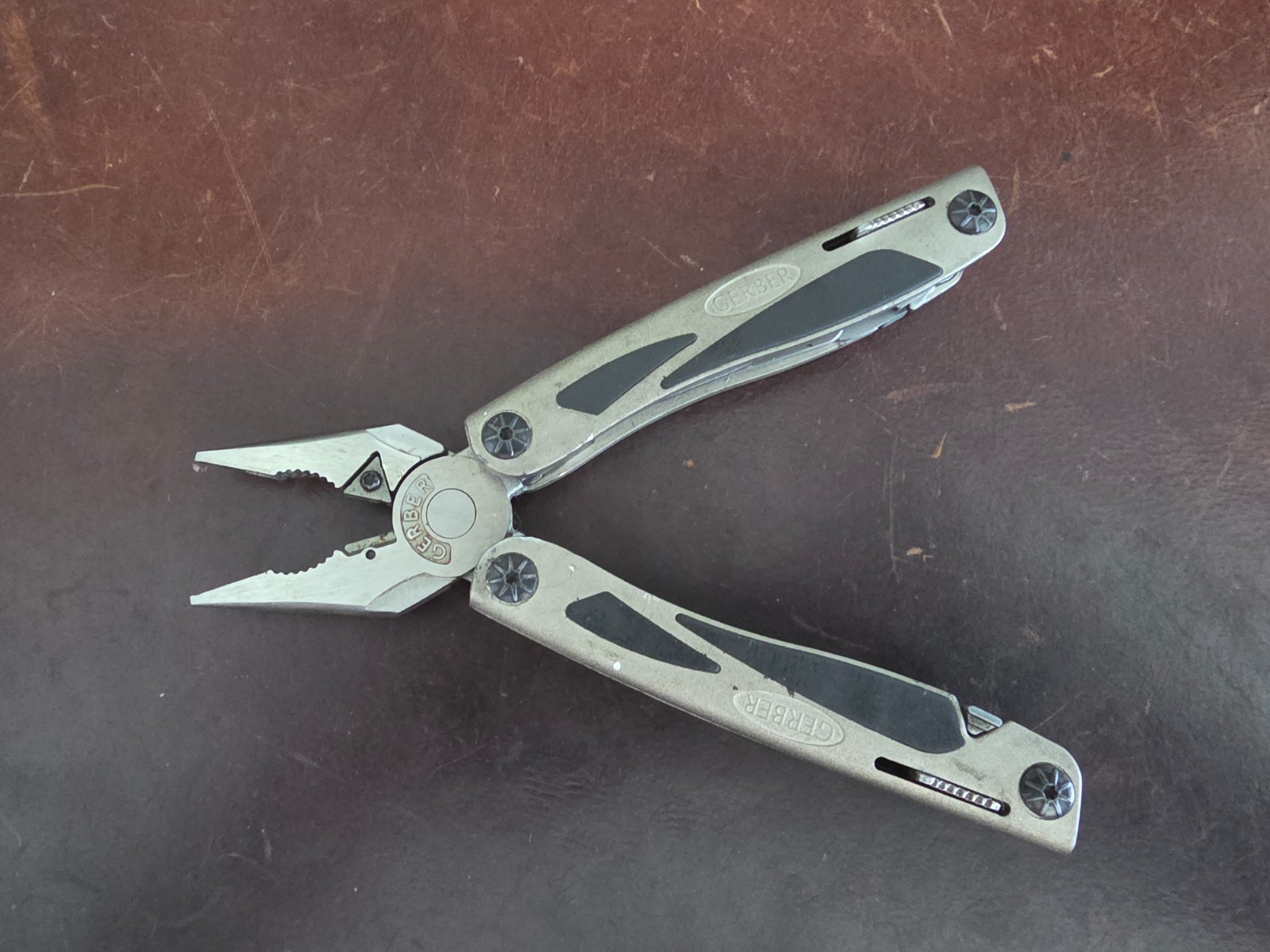 Gerber Multi Plier MP800 Legend Folding Multi Tool Knife 066V