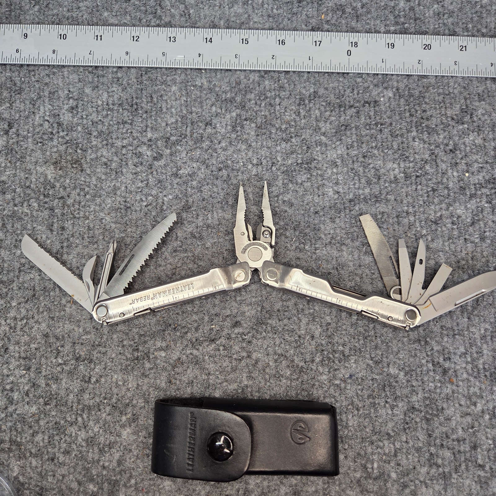 Vintage Leatherman Rebar Black with LEATHER sheath multi-tool Excellent USA