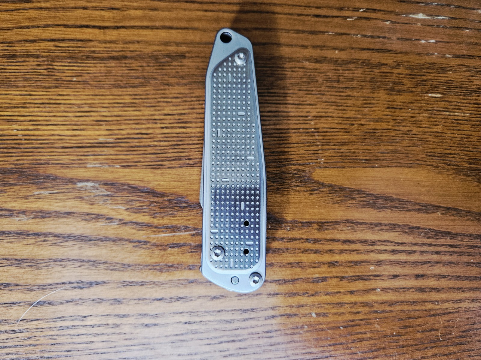 Leatherman T2 Lightweight Multi-tool Pocket Knife – Silver (2006563)