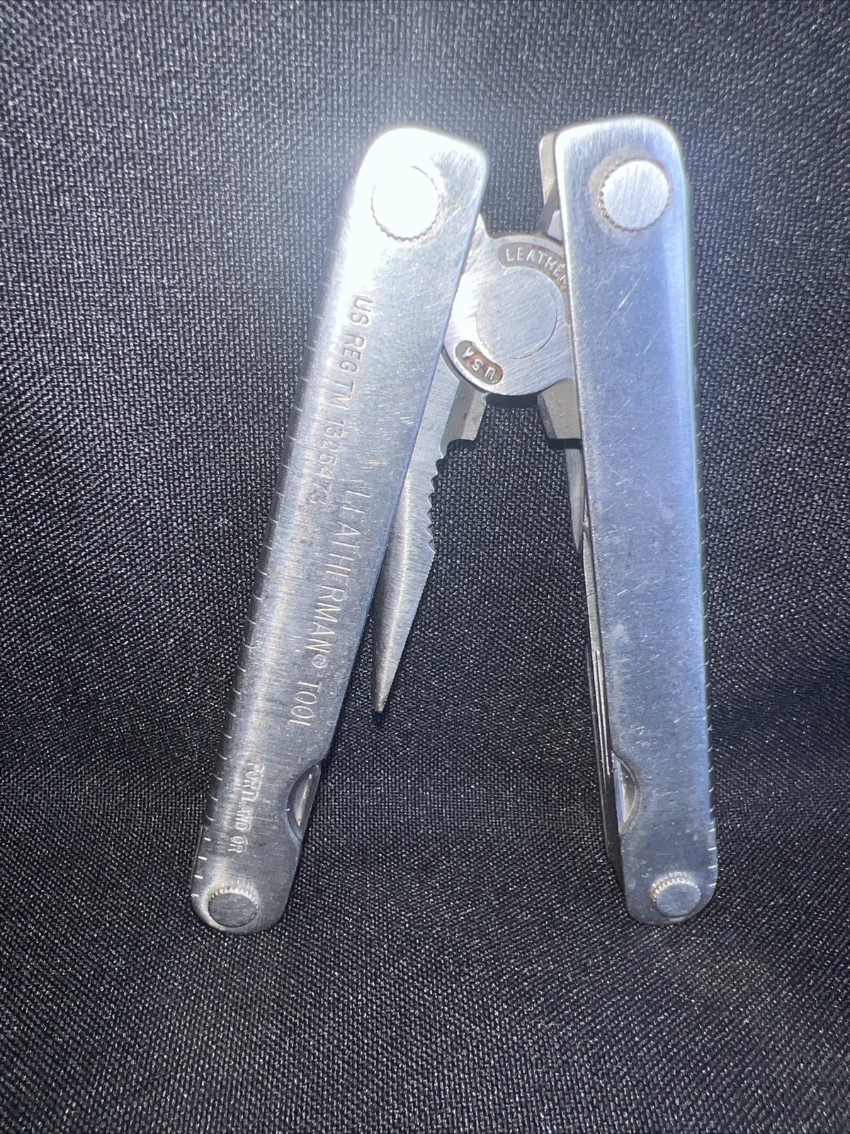 Leatherman Multi Tool Portland OR TM 1325473 & Sheath Pouch Vintage USA
