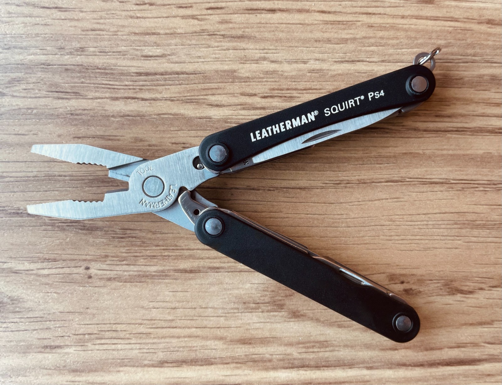*NEW* RARE Leatherman SQUIRT PS4 Multi-Tool Black DISCONTINUED/RETIRED 2023