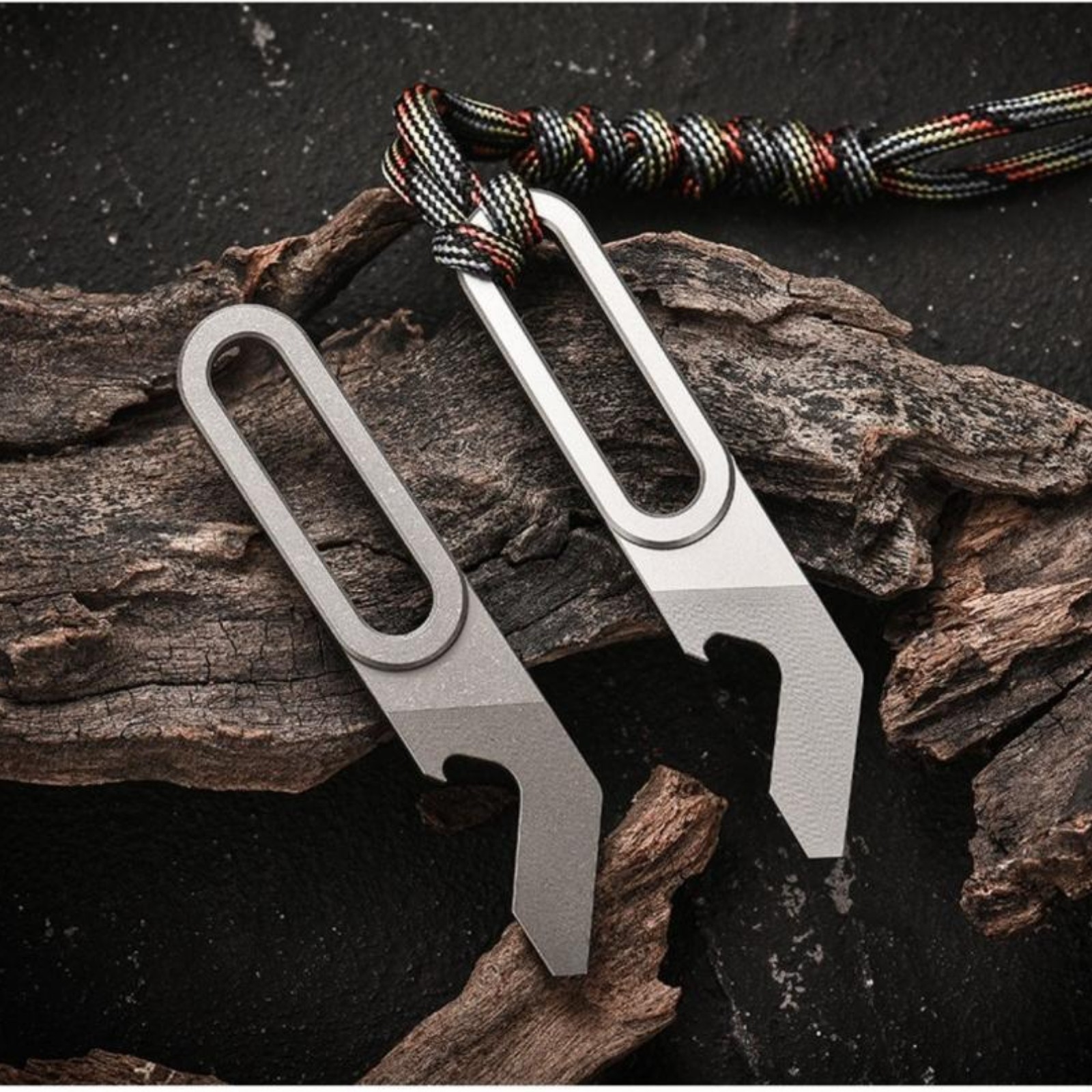 Mini Titanium Keychain Multi Tools Pry Bar Crowbar Opener Outdoor Pocket EDC