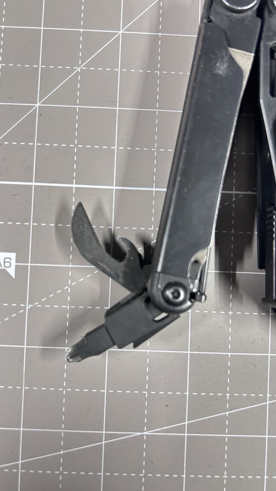 Leatherman Wave+ Plus Multi-Tool 18 Tools Included Black Oxide