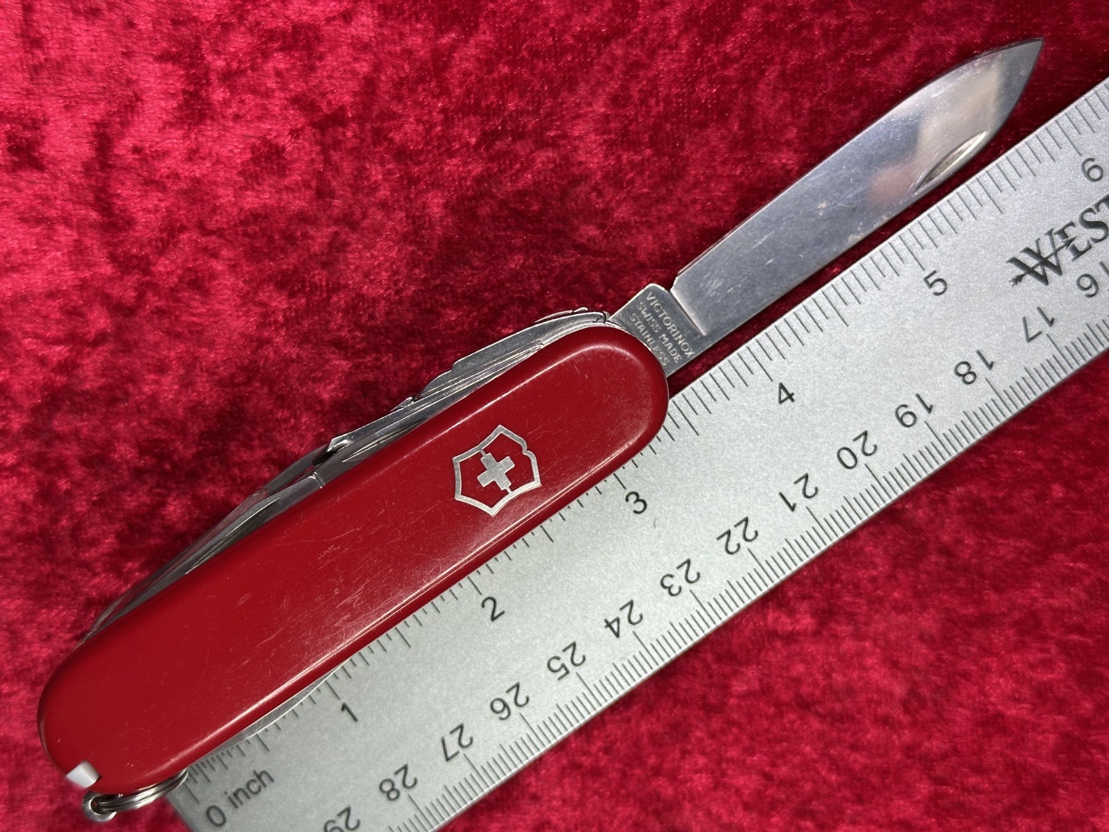 Victorinox SwissChamp Red Swiss Army Knife 91mm 33 Function 22 Tool 8 Layer(683)