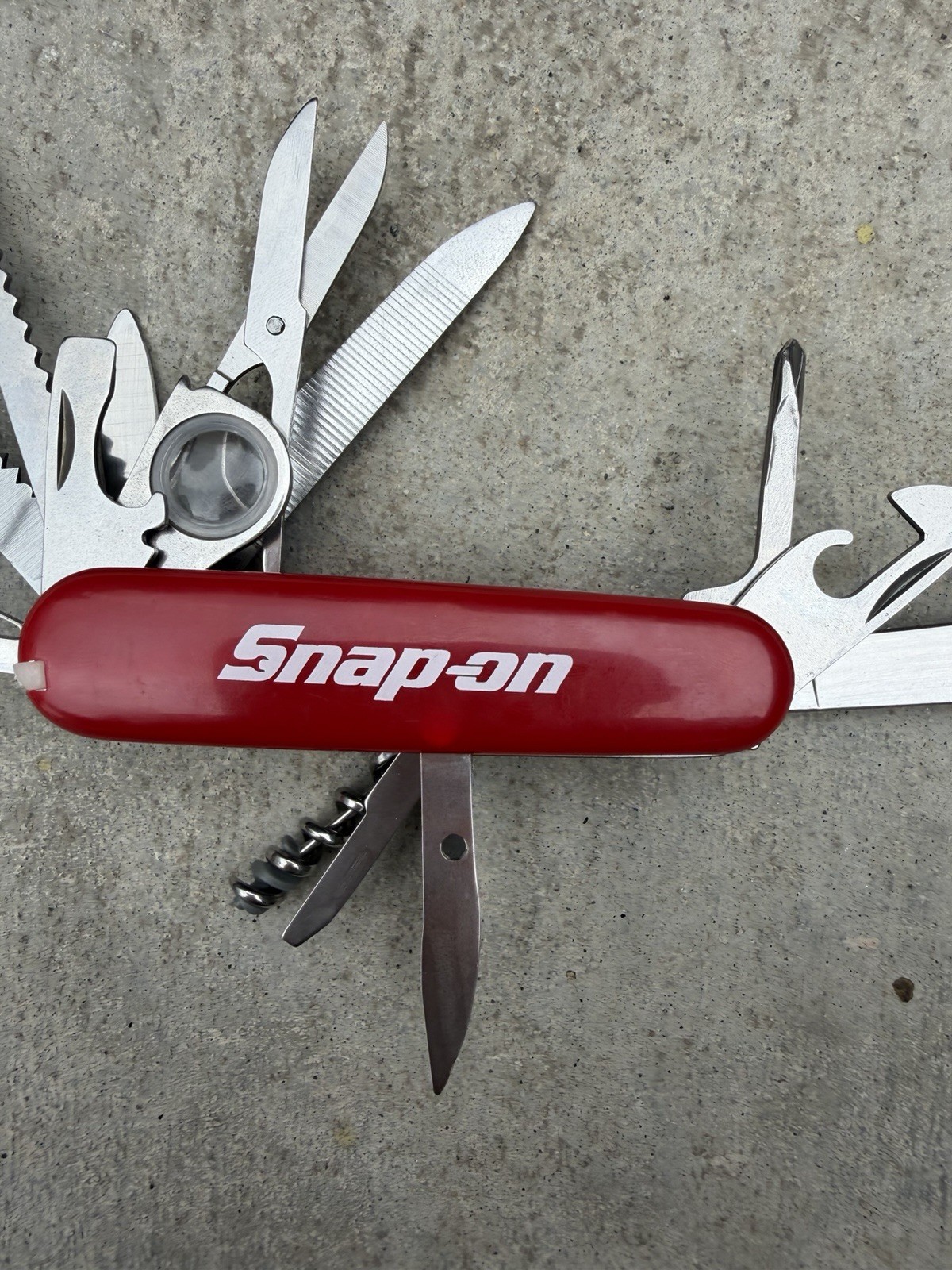 Snap On Tools Swiss Army Tool 25-in-1 Pocket Rescue Multi Tool Snap-On Racing
