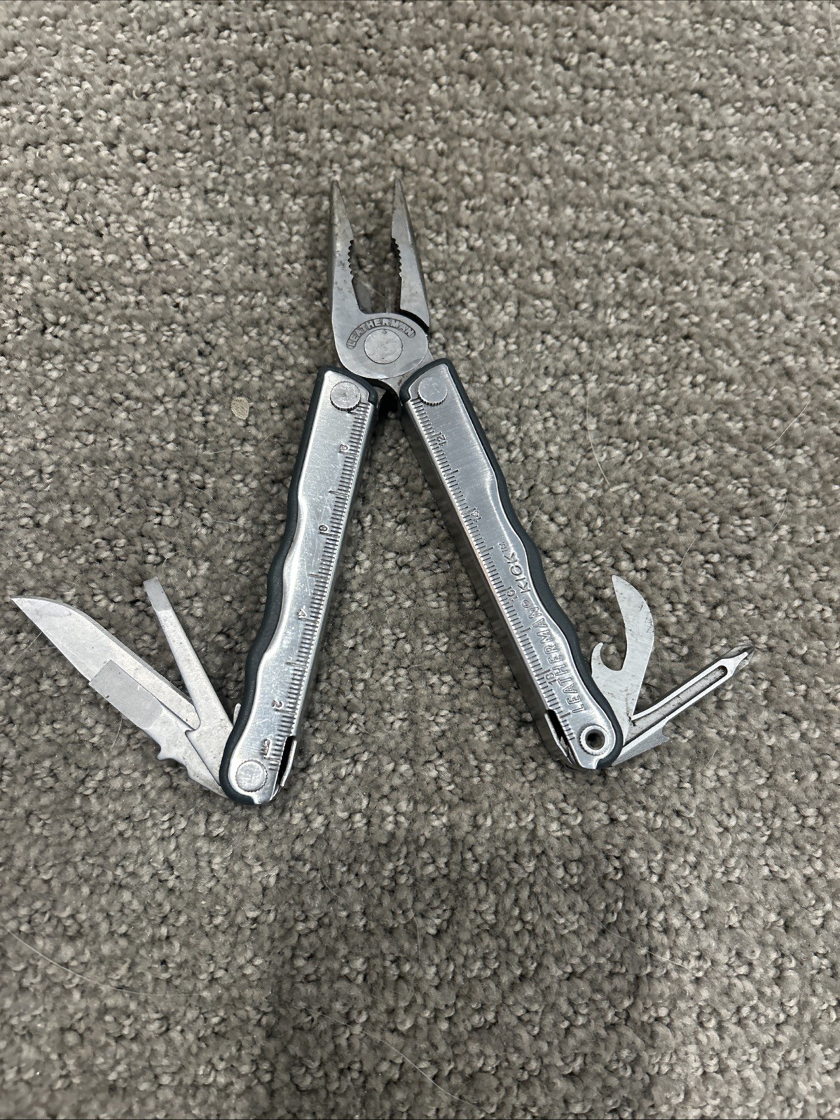 4 Leatherman Super Tool 200, Rev, Kick, Leatherman