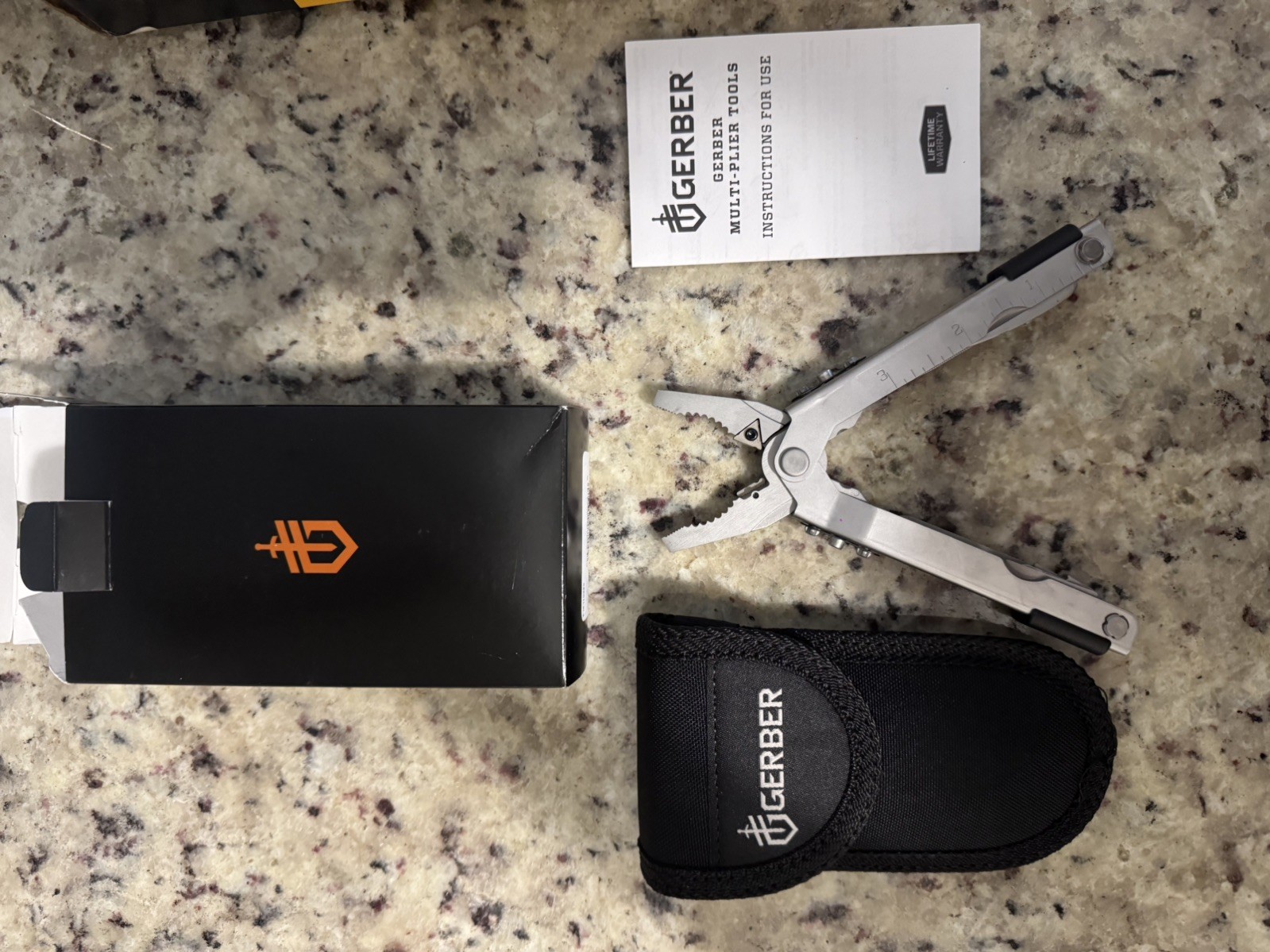 Gerber G07500N Multi-Plier 600 Bluntnose Stainless Multi-Tool NEW