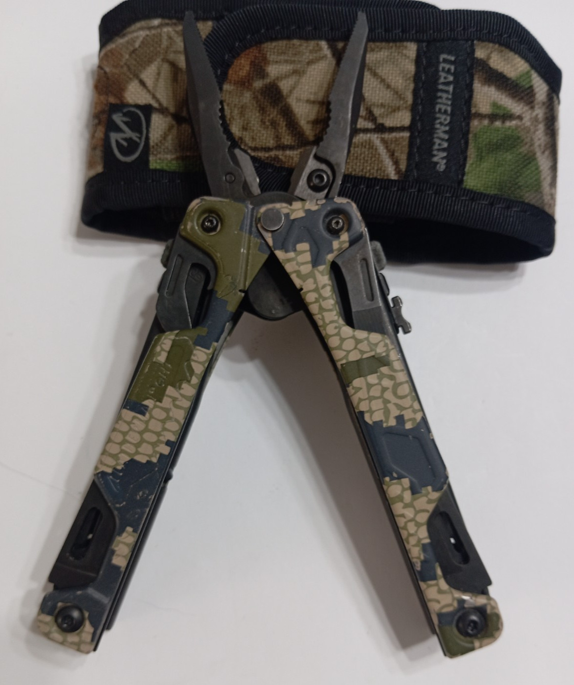 🔥 Leatherman OHT Camo Collectable Retired Nice Condition Very Rare