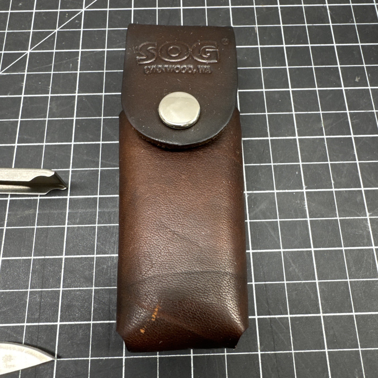 SOG PowerLock Multi Tool Leather Pouch USA Made Excellent Used Condition C H43