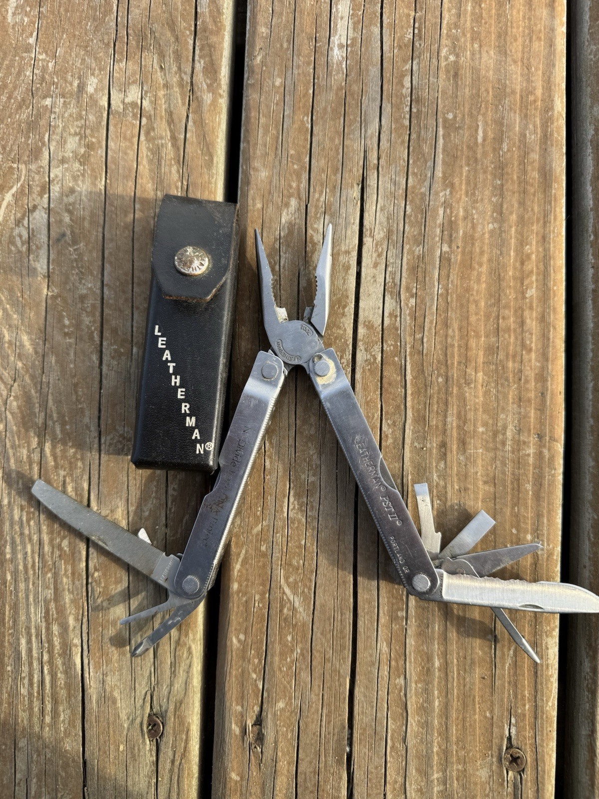 Vintage Letherman Multi Tool With Leather Sheath Portland 03/04 Engraved