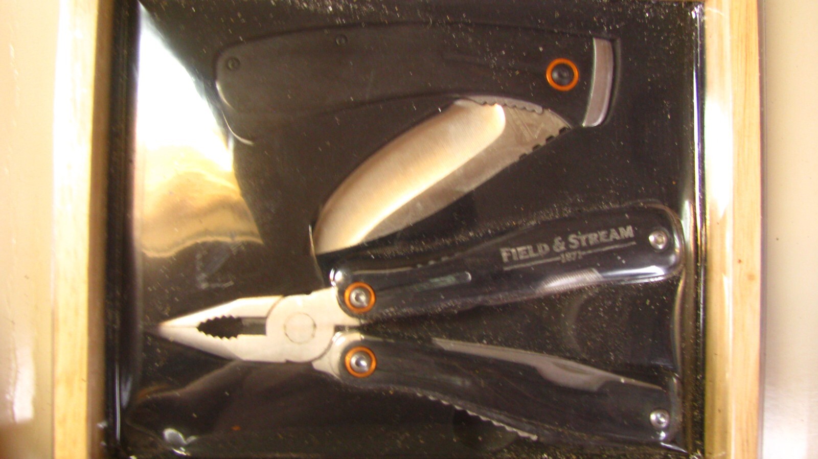 Field & Stream “everyday combo”, multi tool/knife set, nip, free shipping