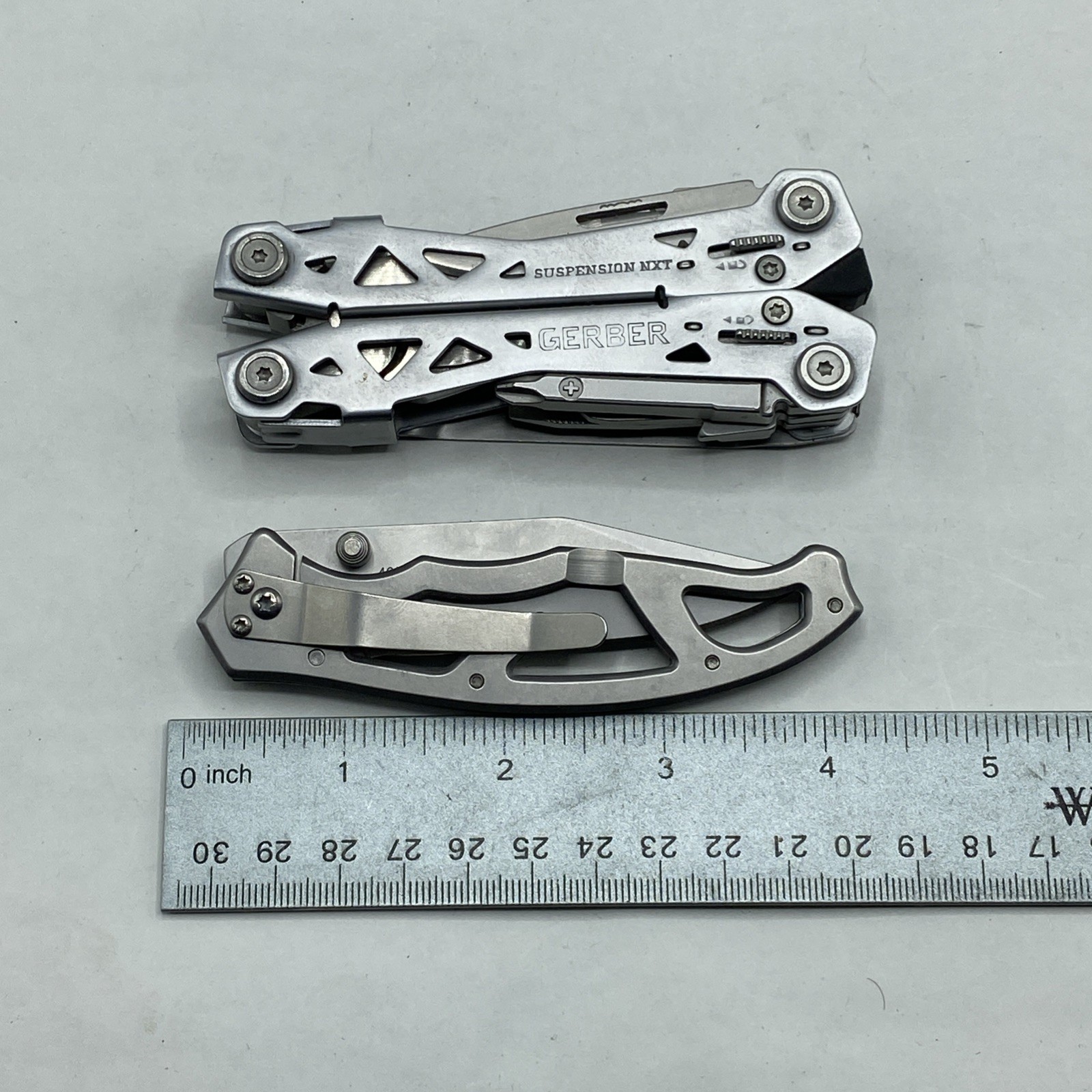 Gerber Suspension NXT & Paraframe I Knife Logo Combo – Silver