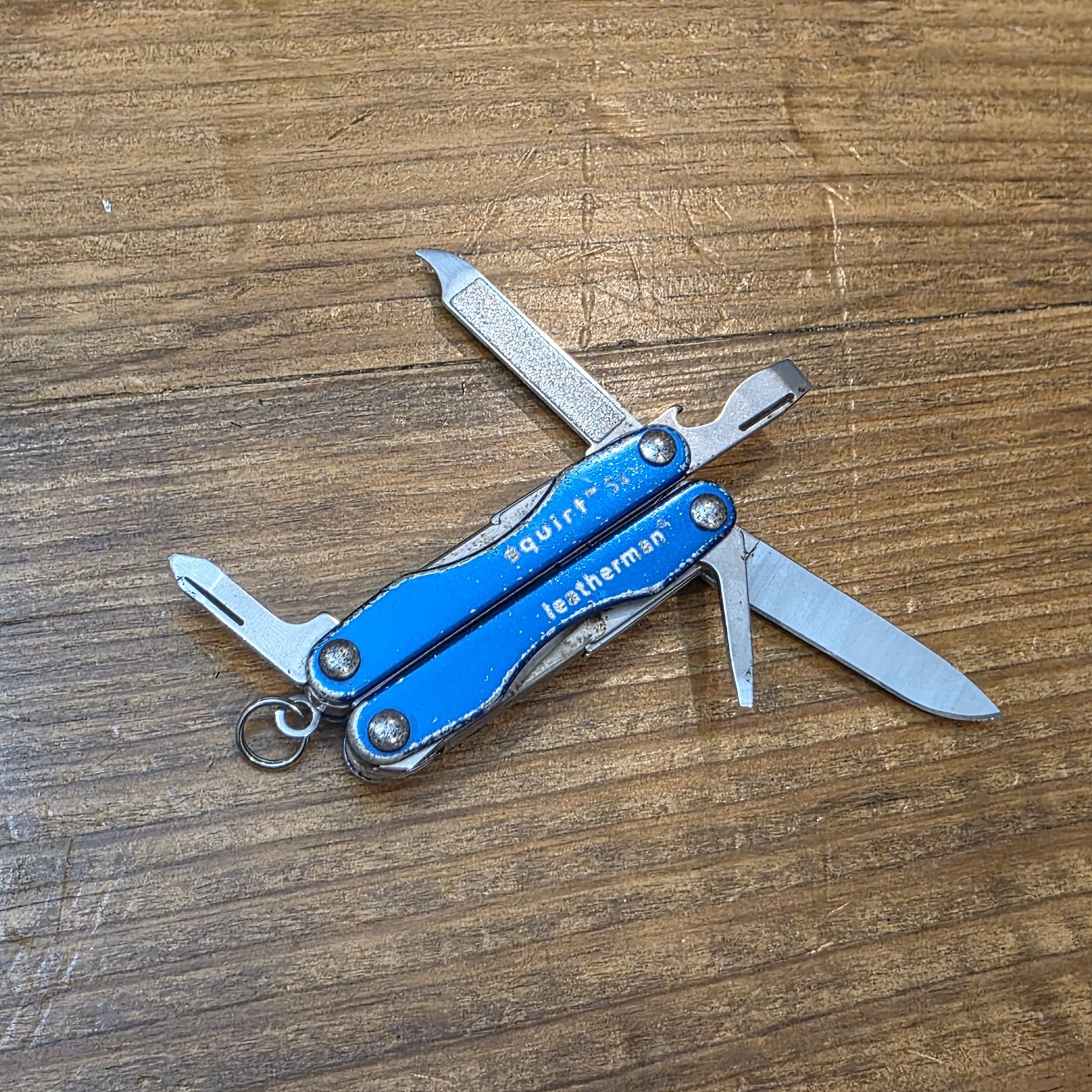 Leatherman Squirt S4 Blue Multi-tool Knife – Retired