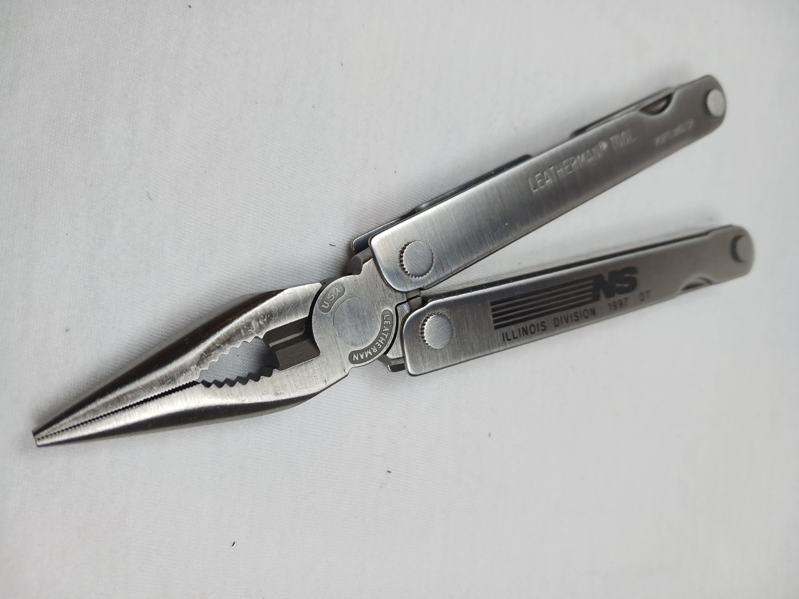 Leatherman Pocket Survival Tool PST 12-in-1 Straight Edge w/ Sheath Box Guide