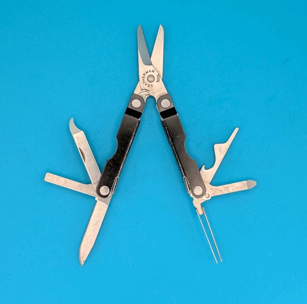 Leatherman Micra Multi-Tool, Knife, Scissors, Key Ring, Black!