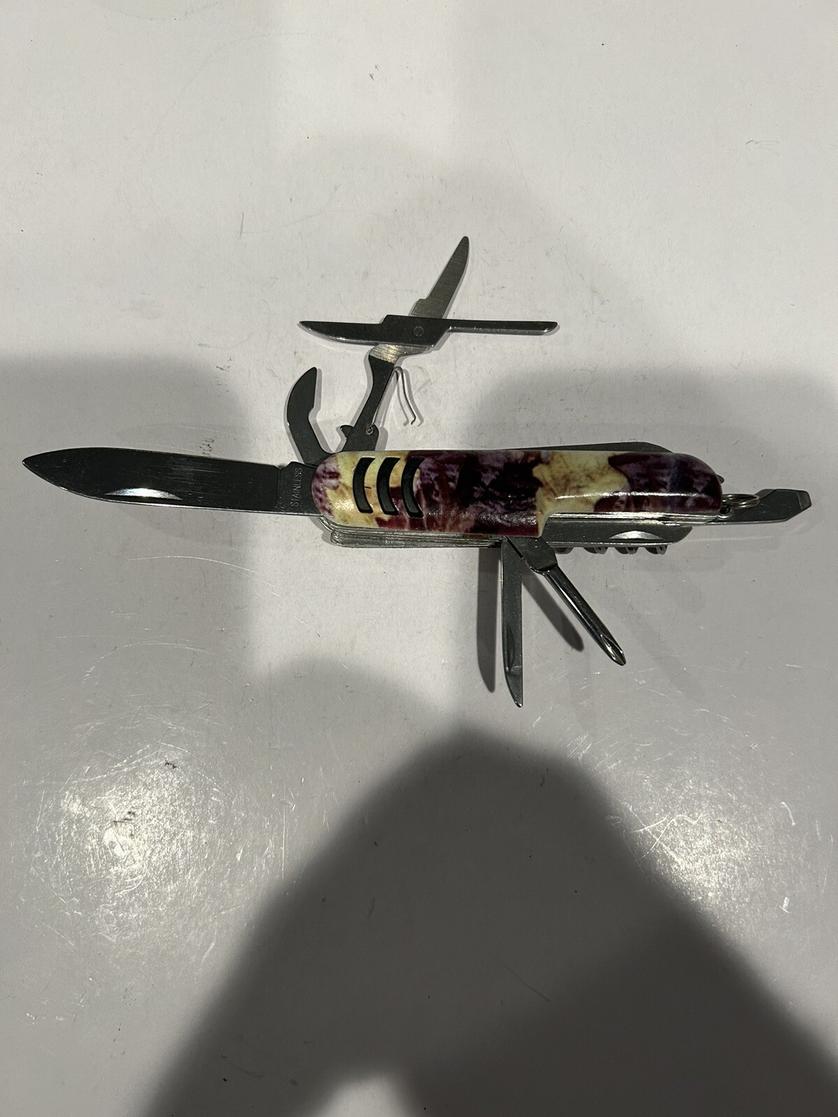 Multi Tool Camo Plastic Handle Scissors Corkscrew