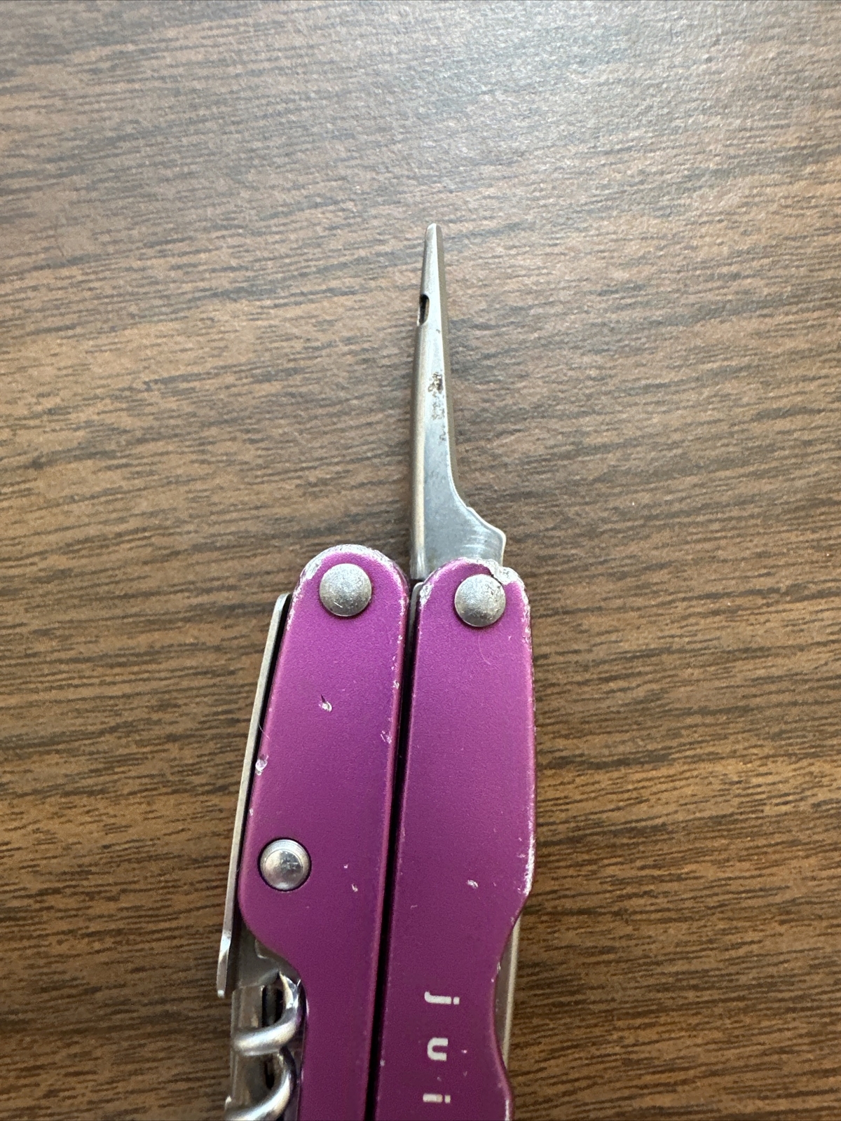 Discontinued Gen 1 Purple Leatherman Juice XE6, Fish, Great EDC *READ*