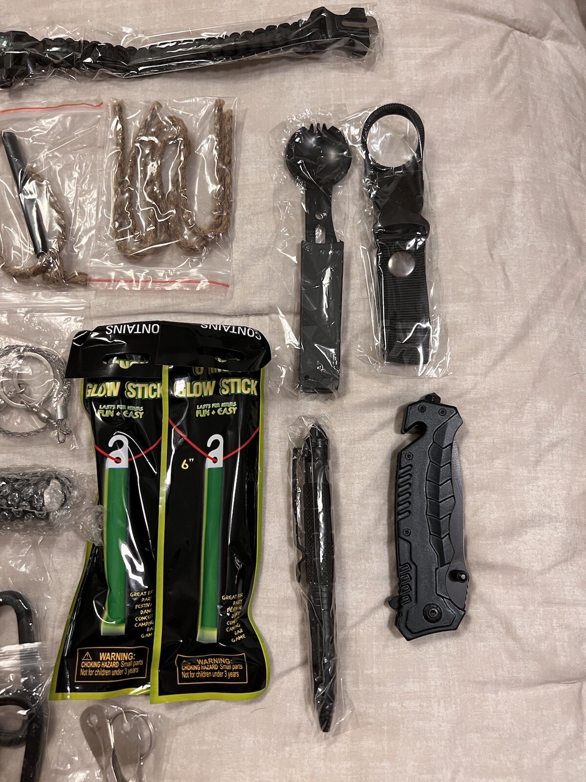 Emergency Survival Kit,Outdoor Gear Tool t & Folding Knife FIRST AIF KIT 73 PCS