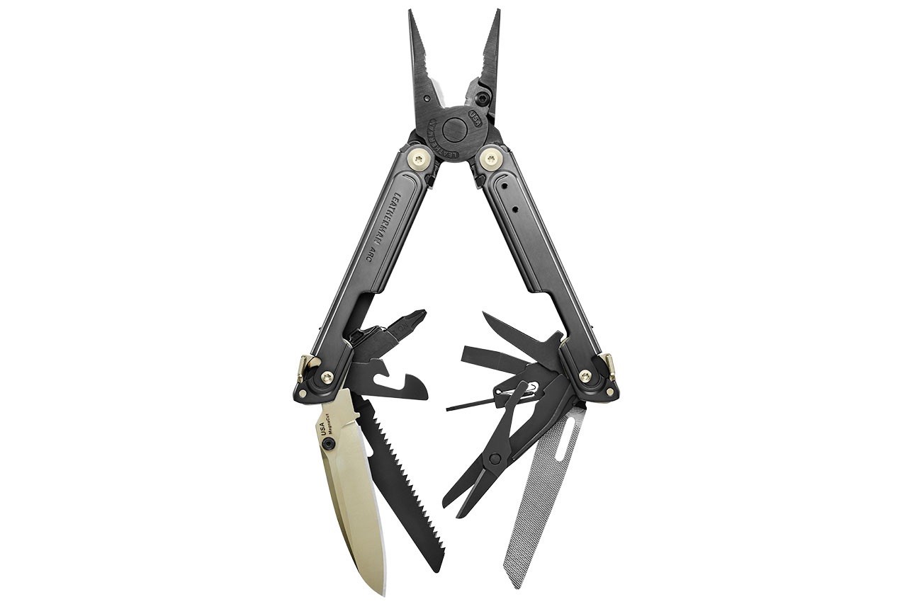 Leatherman Arc Obsidian Multitool. Limited Edition w/Leather Sheath. Sealed.