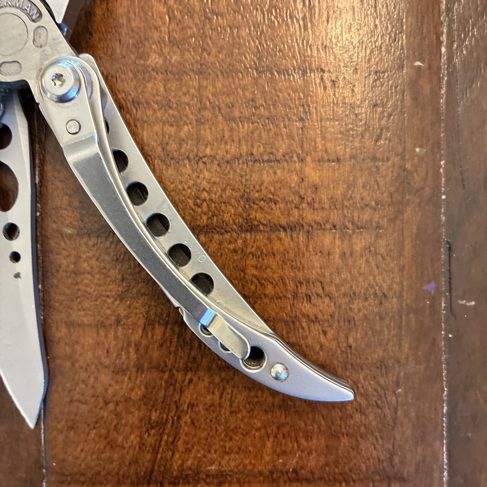 Leatherman Freestyle Multi-Tool – Discontinued – Excellent