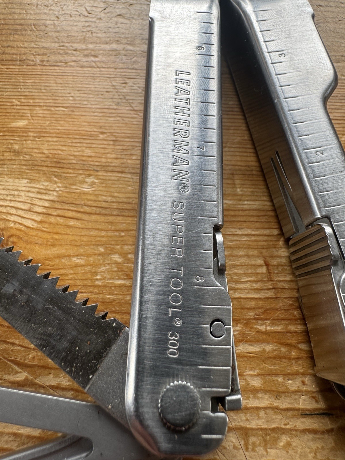Leatherman SUPER TOOL 300 Multi-Tool – Stainless, Good Condition (008)