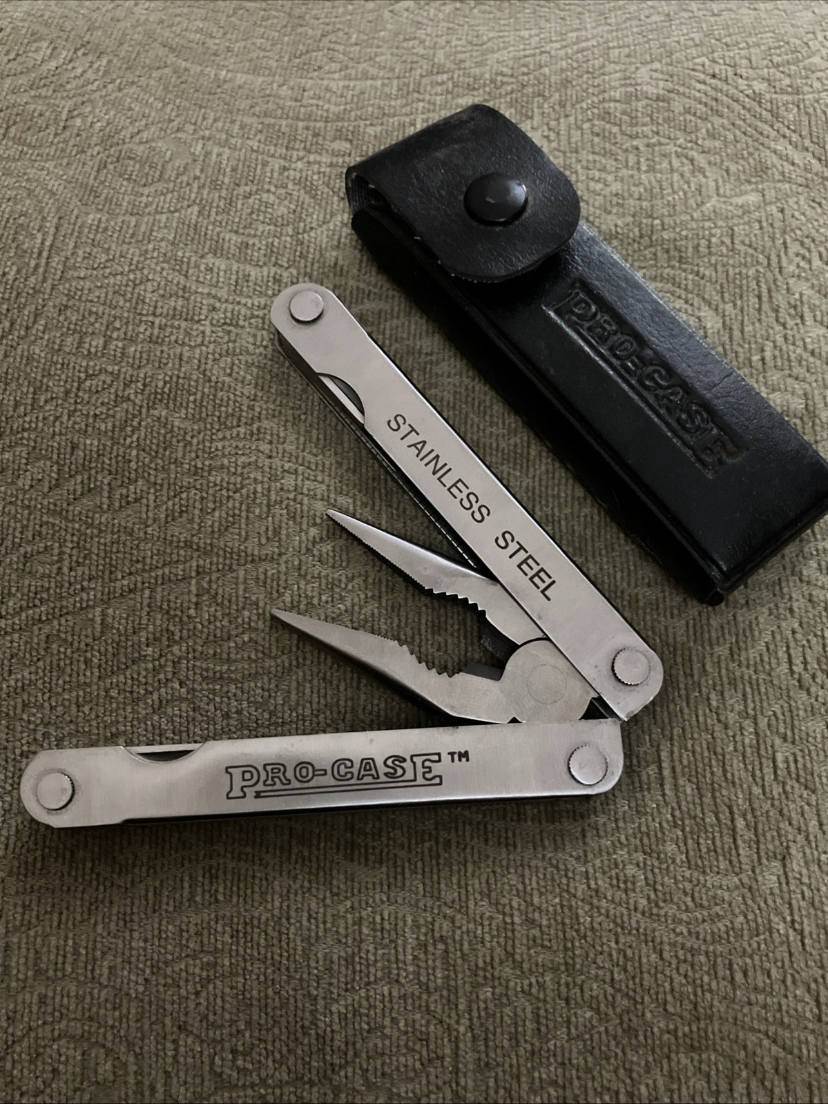 Pro-Case Stainless Steel Multi-Tool With Sheath—