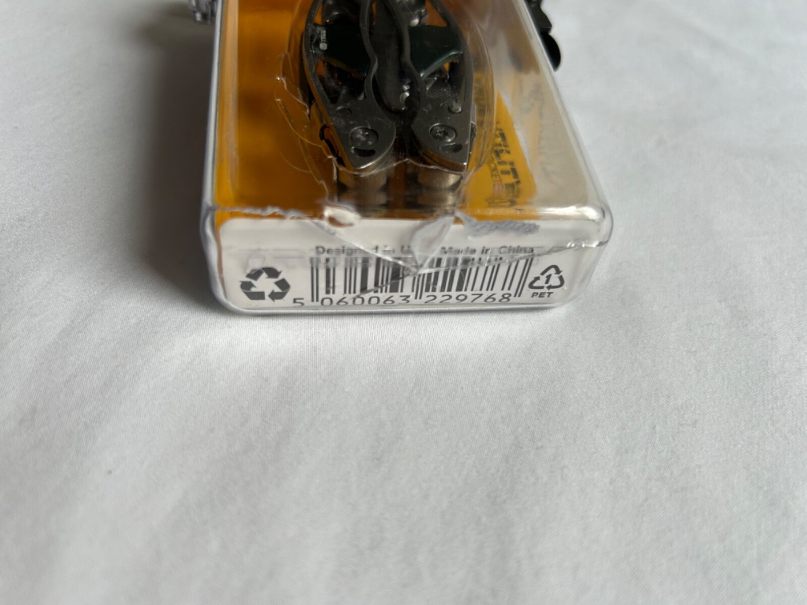 True Utility Framework Mini Key – Ring Multi-Tool with Waterproof Case CRACKED