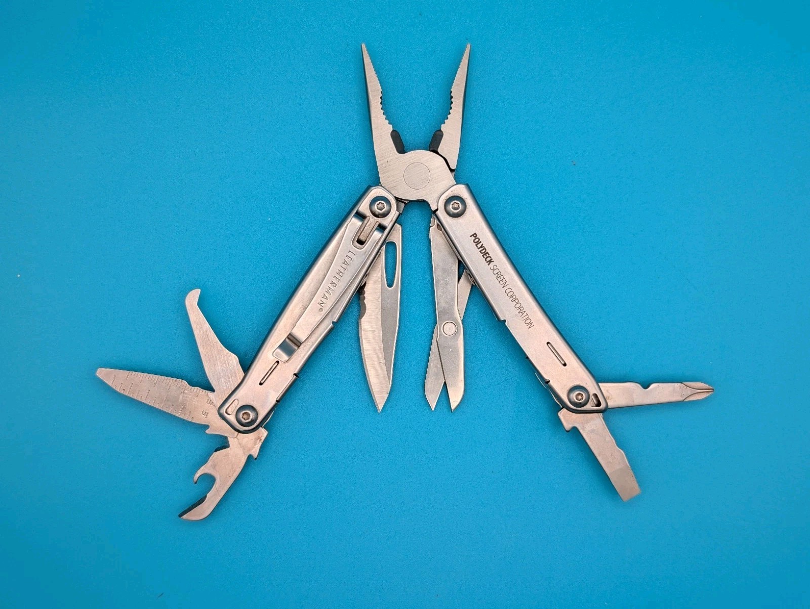 LEATHERMAN WINGMAN MULTI-TOOL! FAST SHIPPING!