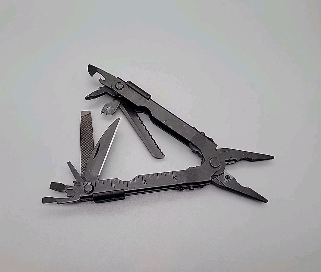 Gerber Multiplier MP600 Multi-Tool – Black – Needle Nose Carbide Cutter Pliers