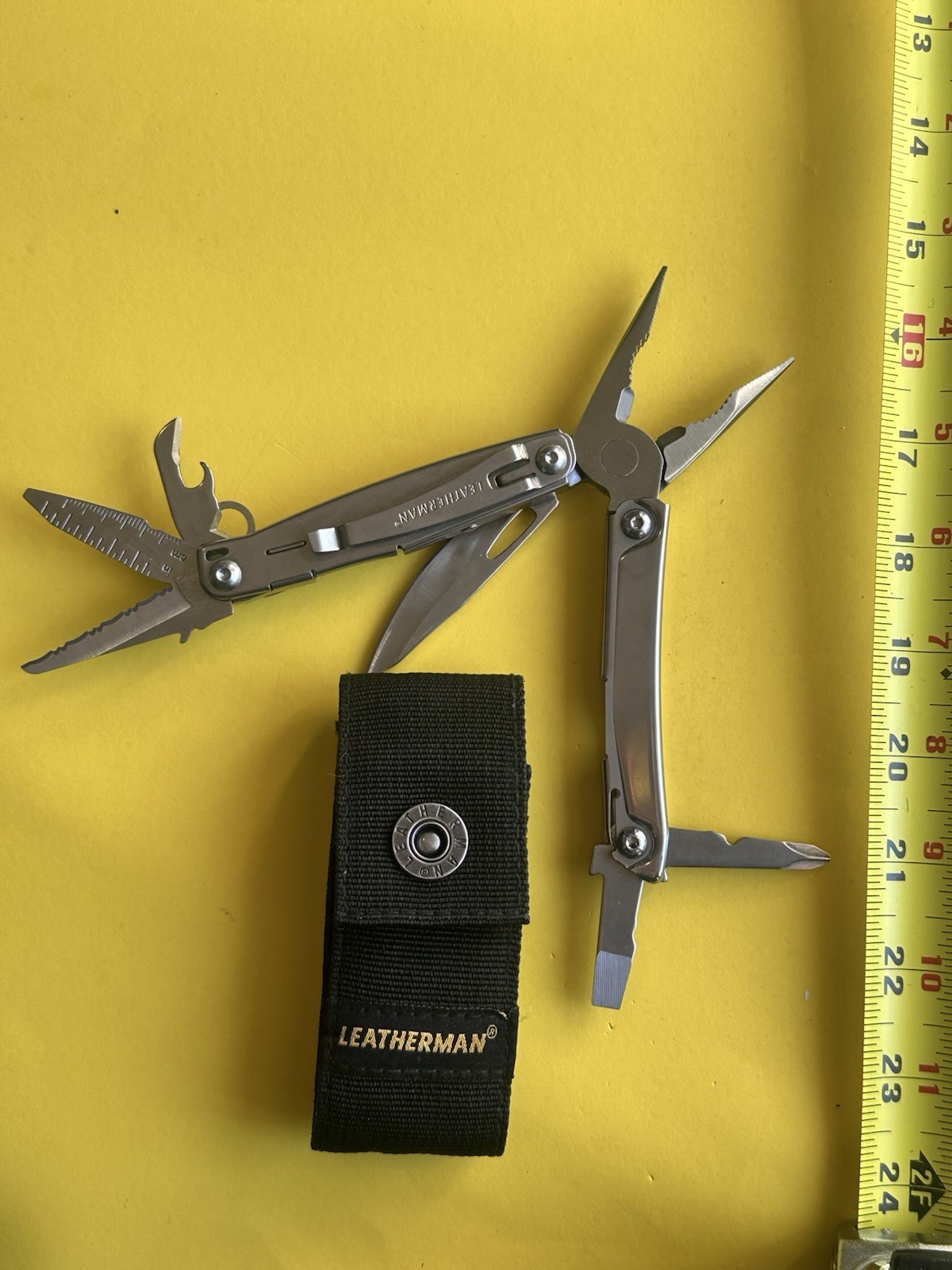 Leatherman Bolster 13 Tool Stainless Steel Multi-Tool With Sheath!