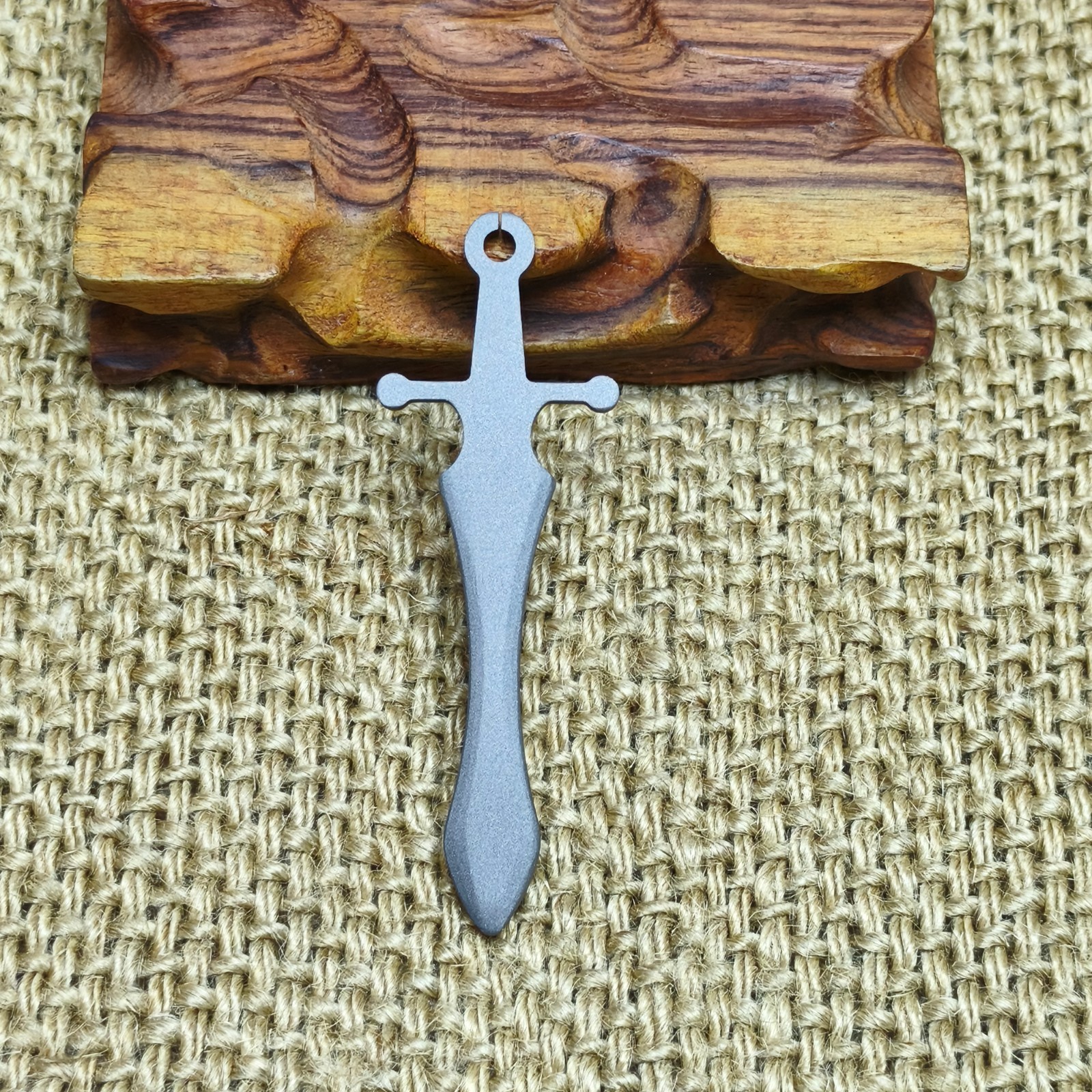 EDC multi tools ornament fell pendant mini SWORD cross pry bar metal