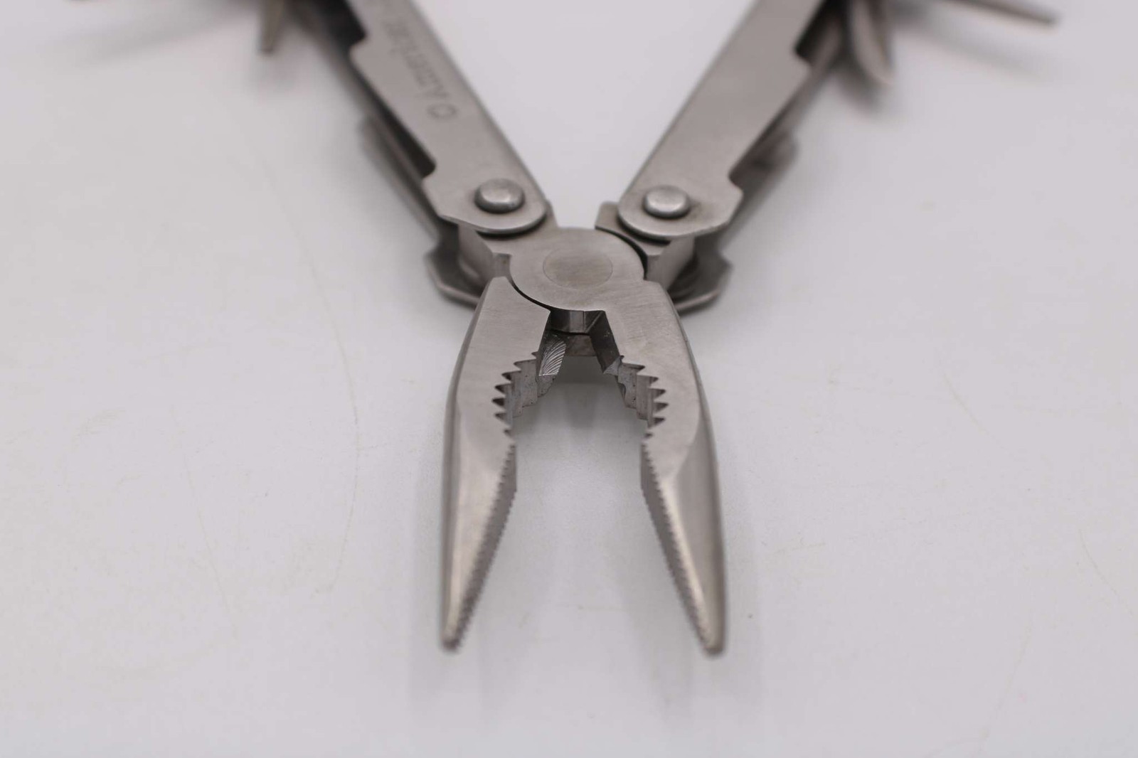 American Camper Multi-Tool Pliers Screwdriver Can Opener Leather Belt Case Inc