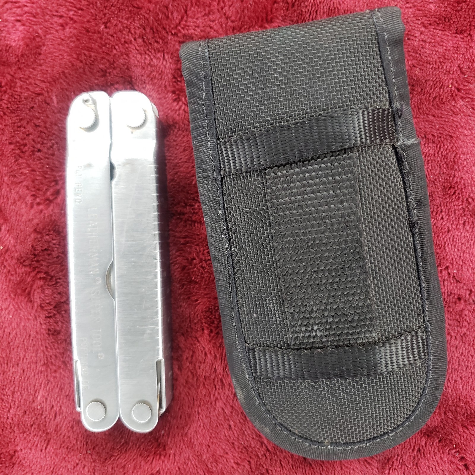 🔪 🔪 Leatherman Super Tool Multi Tool with Sheath.
