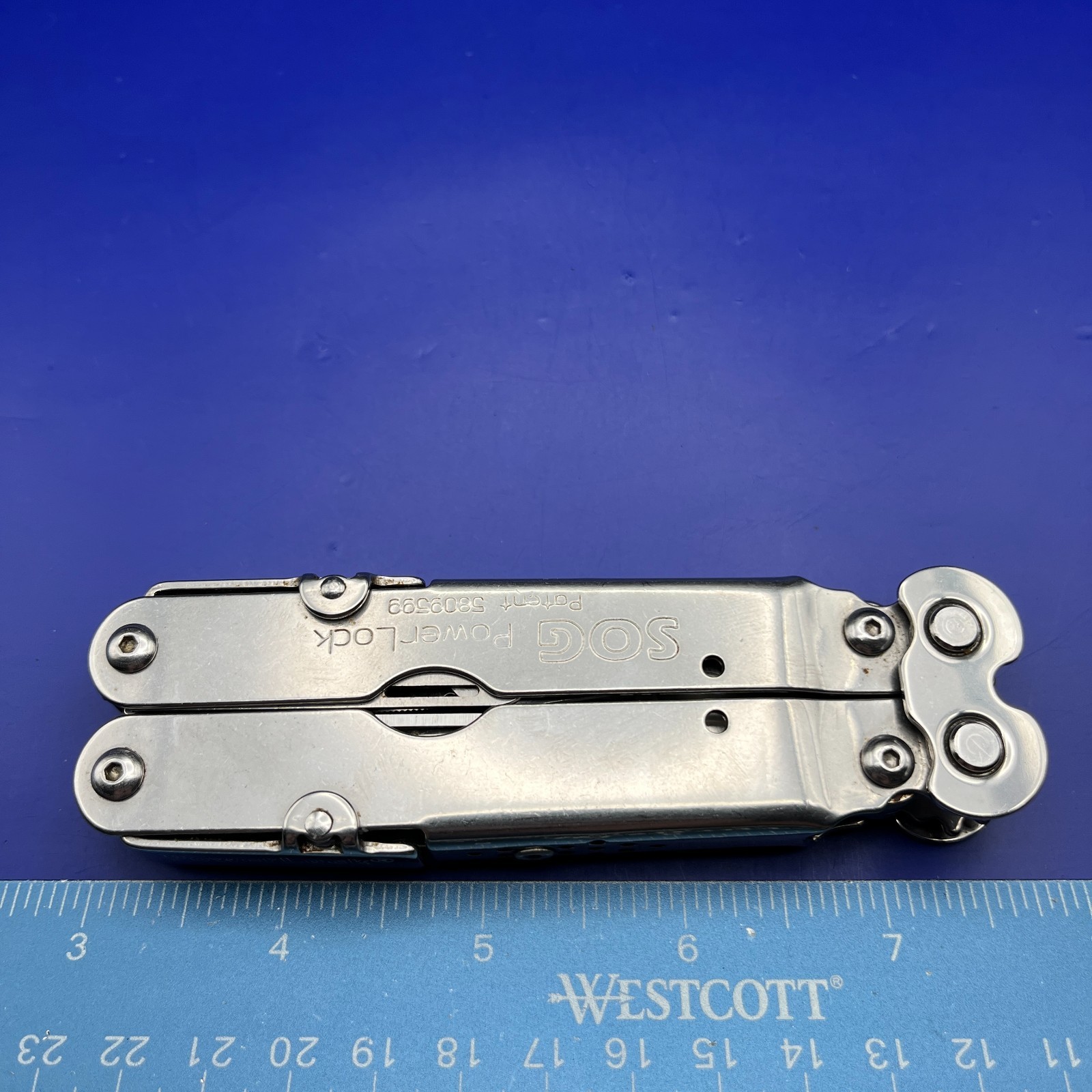 SOG PowerLock Multi Tool