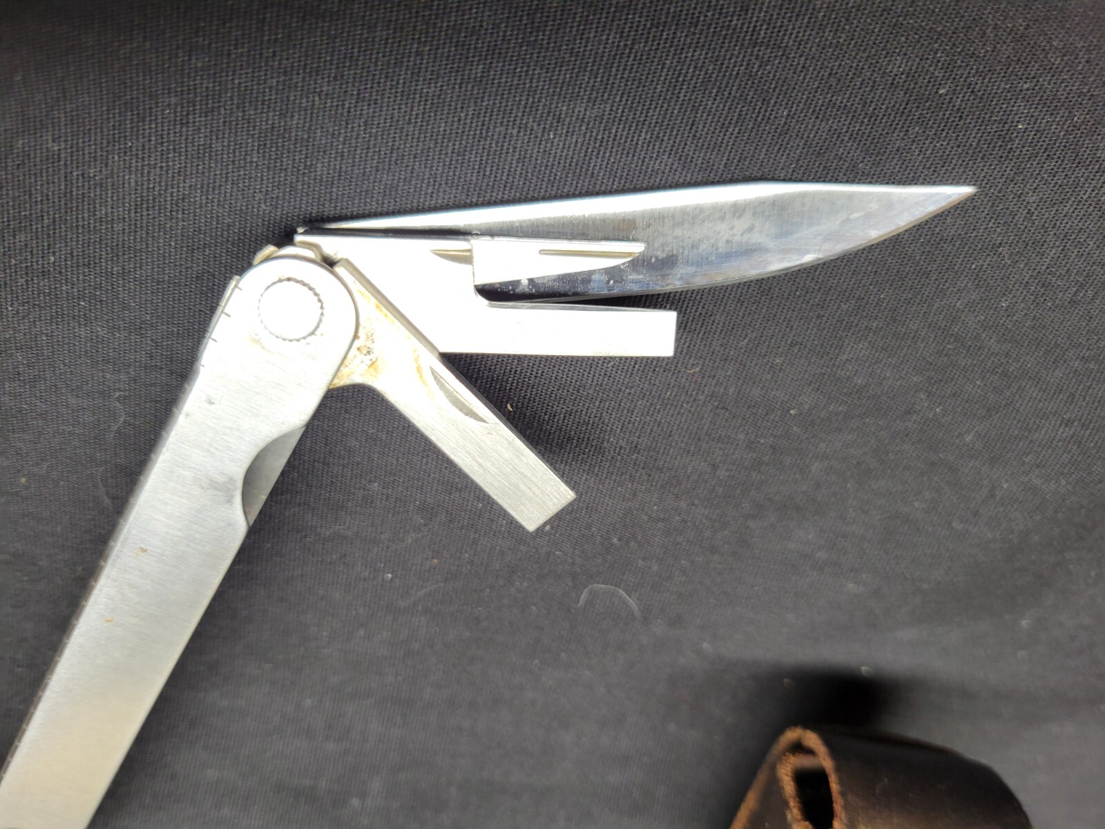 Vintage Original Leatherman knife Multi Tool Portland OR Original Case USA