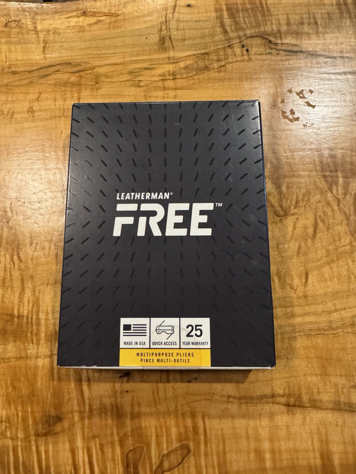 Leatherman FREE P2 Multitool with Magnetic Locking – 832636