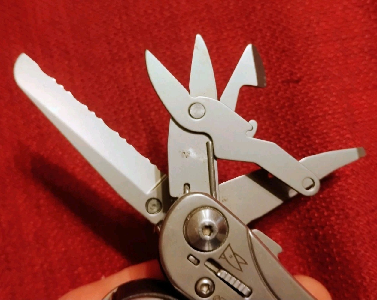 Gerber multitool pliers & tan military USA sheath molle adjustable works good VG